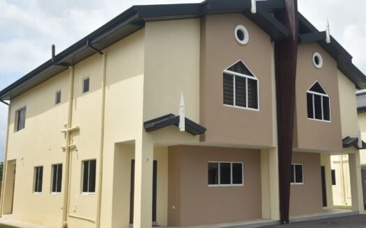 3 Bedroom Unfurnished Townhouse for Sale