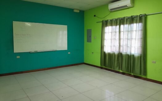 Commercial Unit Southern Main Rd. Freeport