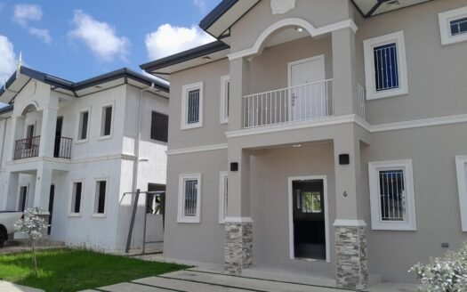 3 Bedroom Town House Charlieville