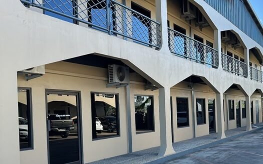 Utilities Included Commercial Unit Charlieville