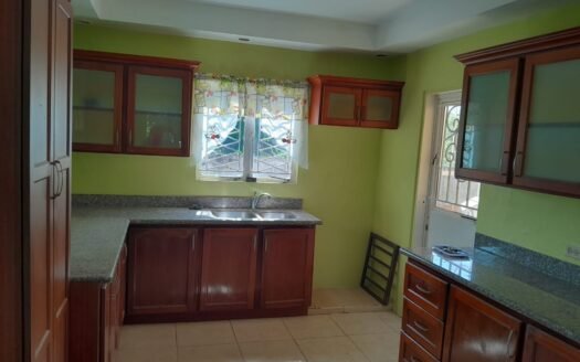 Pet friendly 3 Bedroom House Longdenville