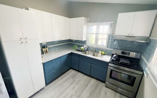 Furnished 2 Bedroom Apartment Petit Valley