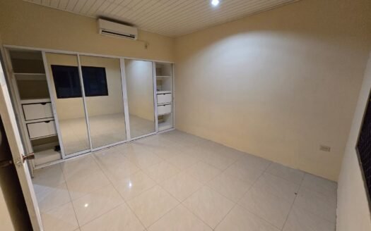 2 Bedroom Apartment, Calcutta
