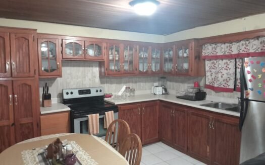 1 Bedroom House, Olton Road, Arima