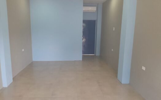 Commercial Space Tunapuna