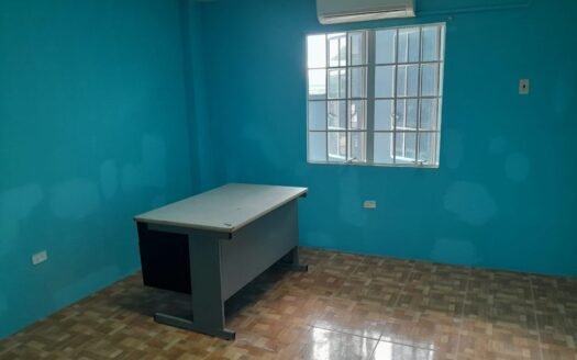 Commercial Space Arouca