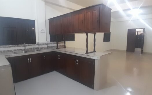 2 Bedroom Apartment Henry Street, Aranguez.