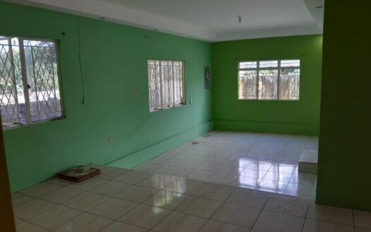Pet friendly 3 Bedroom House Longdenville