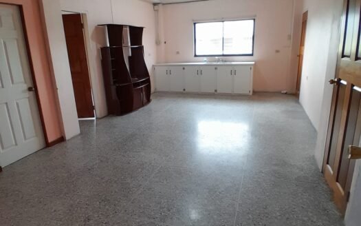 2 Bedroom Apartment 108 Barry Cresent Chaguanas